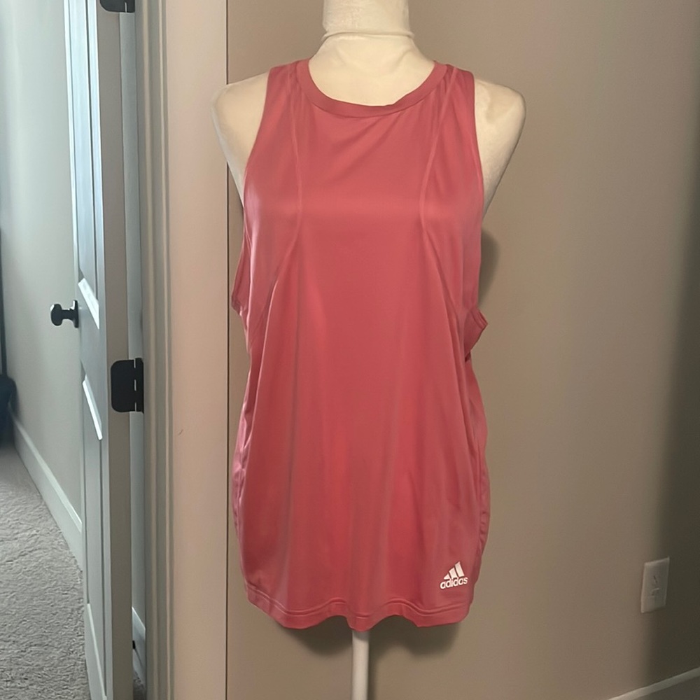 Adidas athletic Top